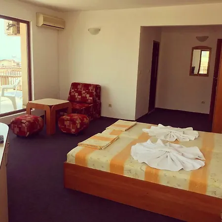 Family Friends Primorsko