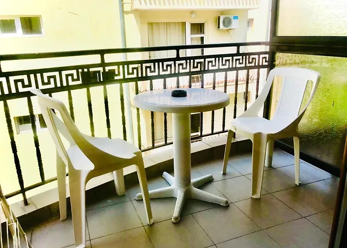 Family Friends 4* Primorsko