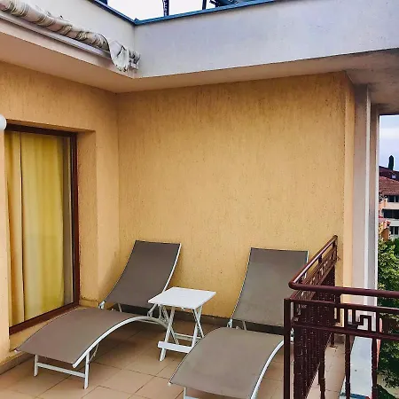 Family Friends Vendégház Primorszko