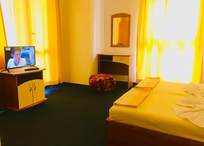 בית הארחה Family Friends פרימורסקו