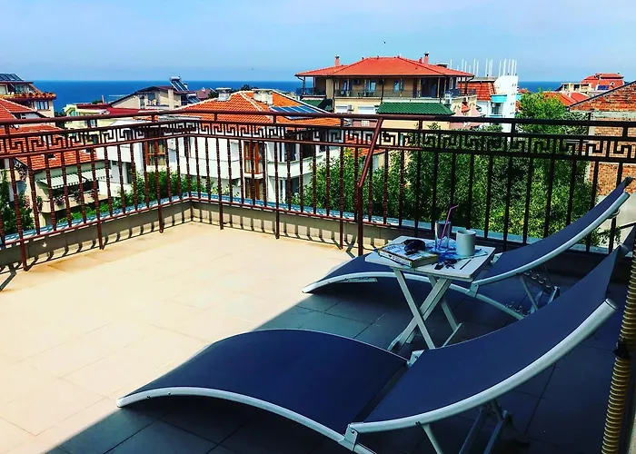 בית הארחה Family Friends פרימורסקו